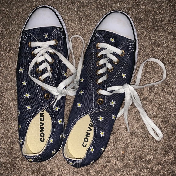 All star converse - Picture 1 of 4